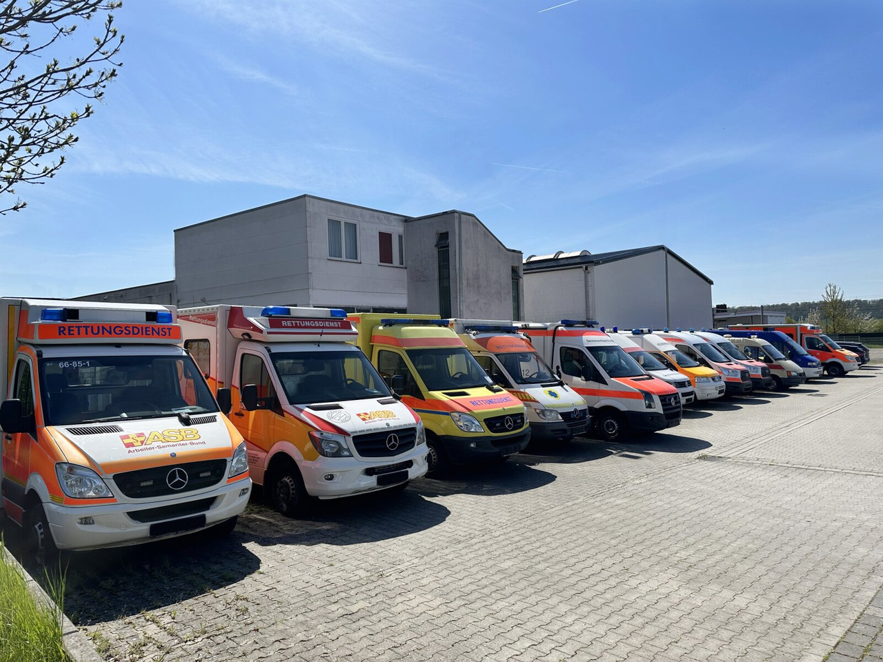 Ford Transit 2.2 TDCI 4x2 Transit 2.2 TDCI 4x2, Krankentransporter - Ambulance: picture 4 Ford Transit 2.2 TDCI 4x2 Transit 2.2 TDCI 4x2, Krankentransporter - Ambulance: picture 4