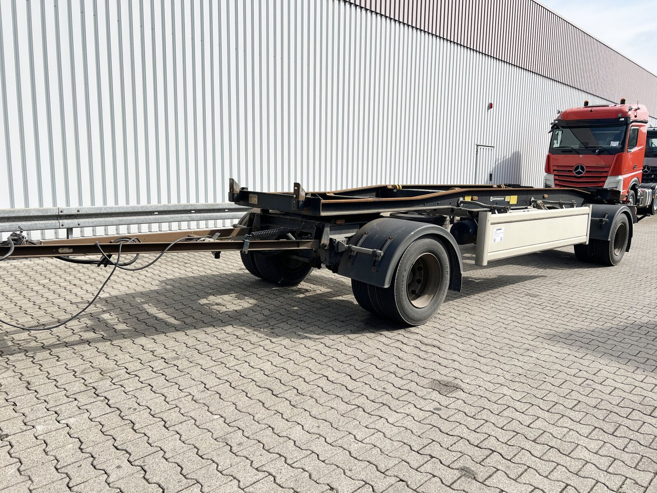 HSA 18.70 L Schlittenabroller HSA 18.70 L Schlittenabroller - Roll-off/ Skip trailer: picture 1 HSA 18.70 L Schlittenabroller HSA 18.70 L Schlittenabroller - Roll-off/ Skip trailer: picture 1