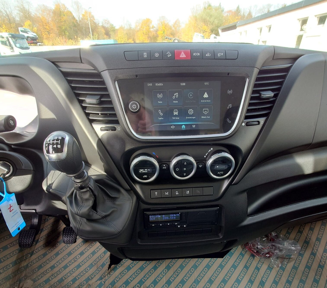 Iveco Daily 72C18H/P DK 4x2 Daily 72C18H/P DK 4x2, Nebenantrieb, Mehrfach Vorhanden! - Cab chassis truck: picture 3 Iveco Daily 72C18H/P DK 4x2 Daily 72C18H/P DK 4x2, Nebenantrieb, Mehrfach Vorhanden! - Cab chassis truck: picture 3