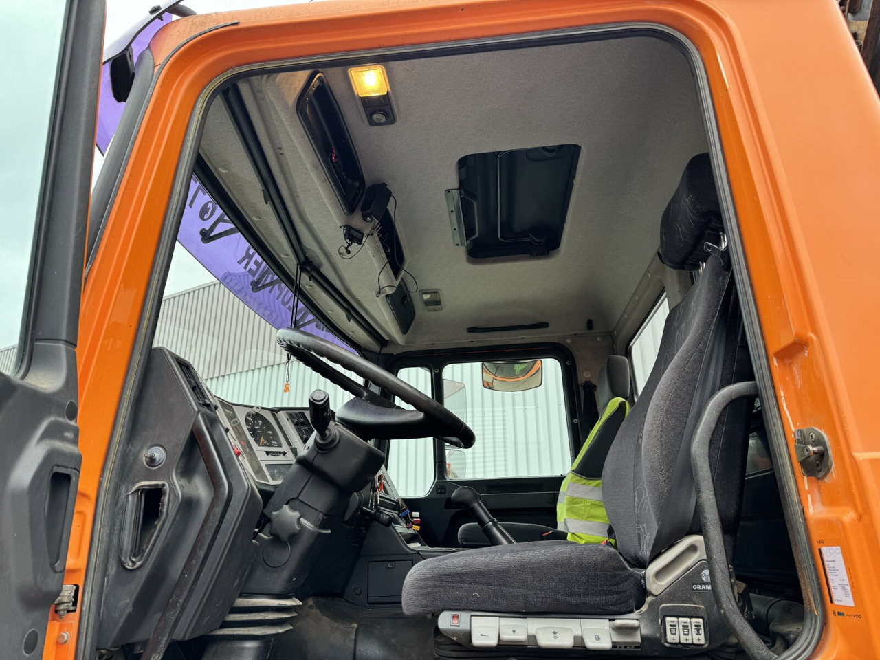 MAN 18.255 MAK 4x4 BB 18.255 MAK 4x4 BB, Kran Atlas AK 85.1 A1 - Cab chassis truck, Crane truck: picture 3 MAN 18.255 MAK 4x4 BB 18.255 MAK 4x4 BB, Kran Atlas AK 85.1 A1 - Cab chassis truck, Crane truck: picture 3