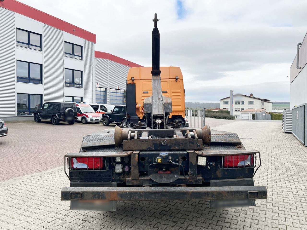 Hook lift truck MAN TGA 26.440 6X2-2 BL TGA 26.440 6X2-2 BL, Liftachse: picture 11