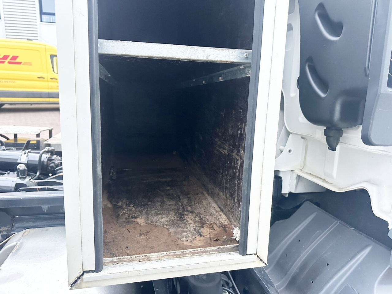 Hook lift truck MAN TGL 12.250 4x2 BL TGL 12.250 4x2 BL, Palfinger Abroller P 07-25MPA, 2xAHK-ÖL: picture 7 Hook lift truck MAN TGL 12.250 4x2 BL TGL 12.250 4x2 BL, Palfinger Abroller P 07-25MPA, 2xAHK-ÖL: picture 7