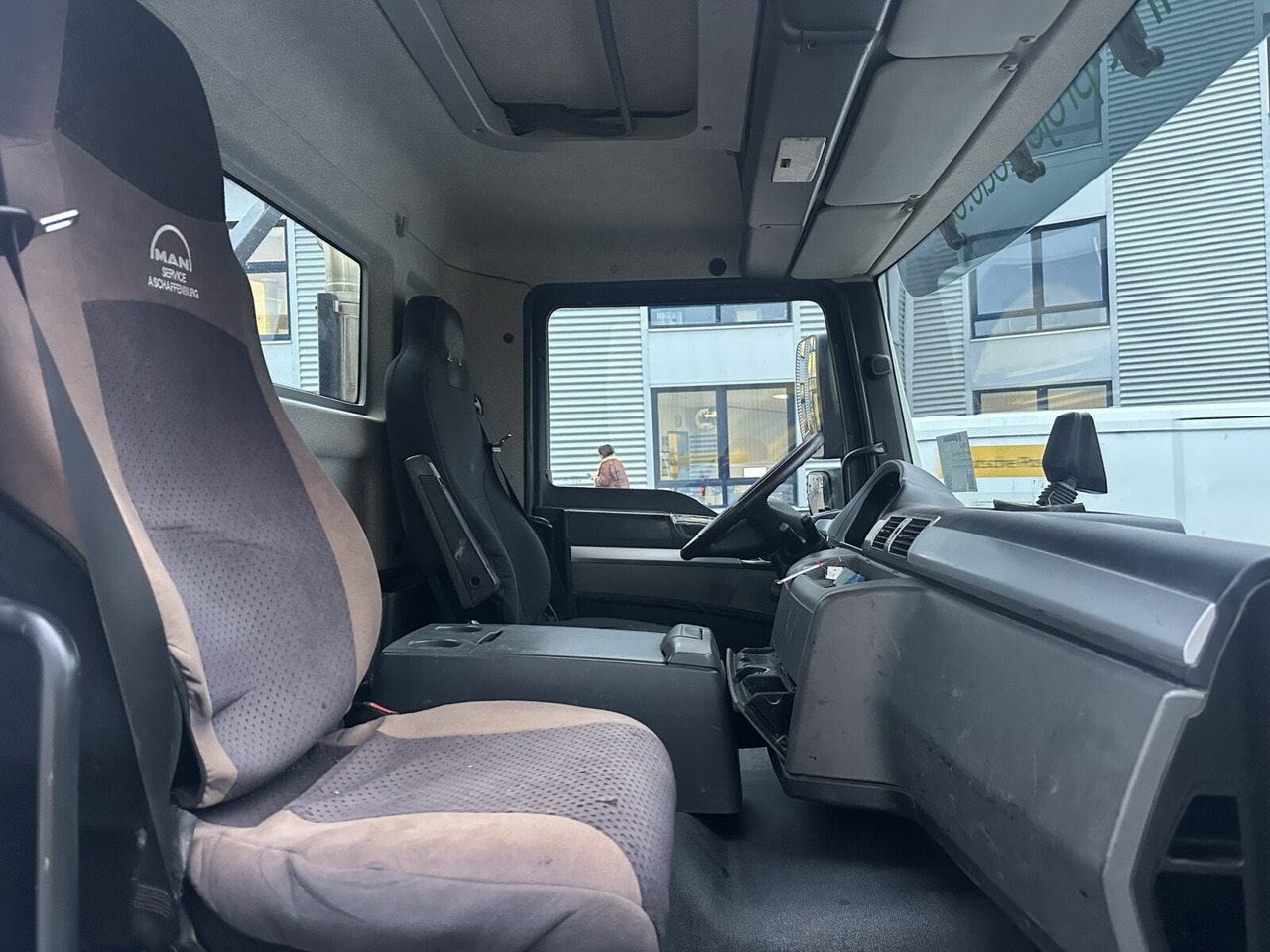 Hook lift truck MAN TGL 12.250 4x2 BL TGL 12.250 4x2 BL, Palfinger Abroller P 07-25MPA, 2xAHK-ÖL: picture 6 Hook lift truck MAN TGL 12.250 4x2 BL TGL 12.250 4x2 BL, Palfinger Abroller P 07-25MPA, 2xAHK-ÖL: picture 6