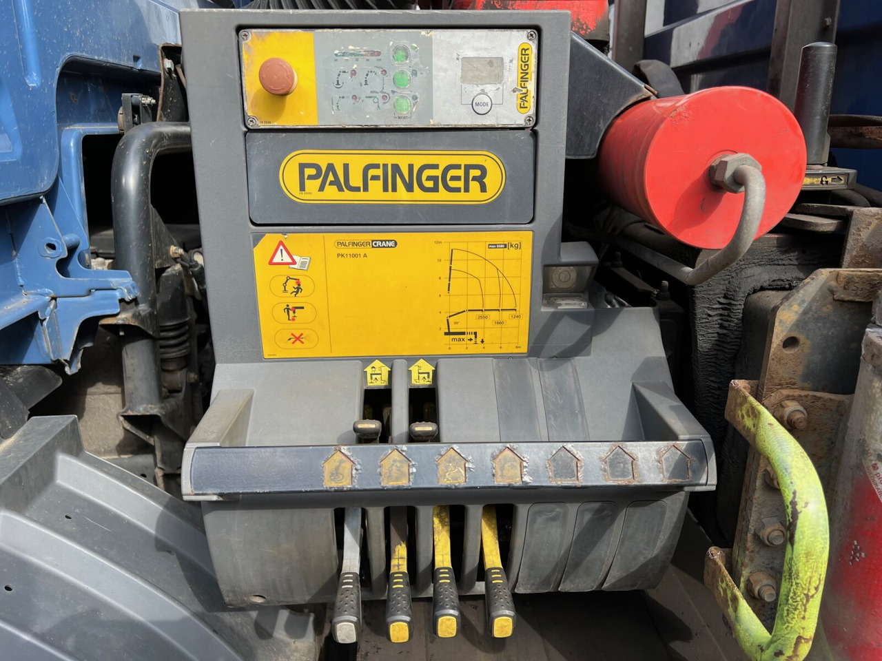 MAN TGM 15.250/340 4X2 BL TGM 15.250/340 4X2 BL mit Kran Palfinger PK 11001 - Crane truck, Dropside/ Flatbed truck: picture 2 MAN TGM 15.250/340 4X2 BL TGM 15.250/340 4X2 BL mit Kran Palfinger PK 11001 - Crane truck, Dropside/ Flatbed truck: picture 2