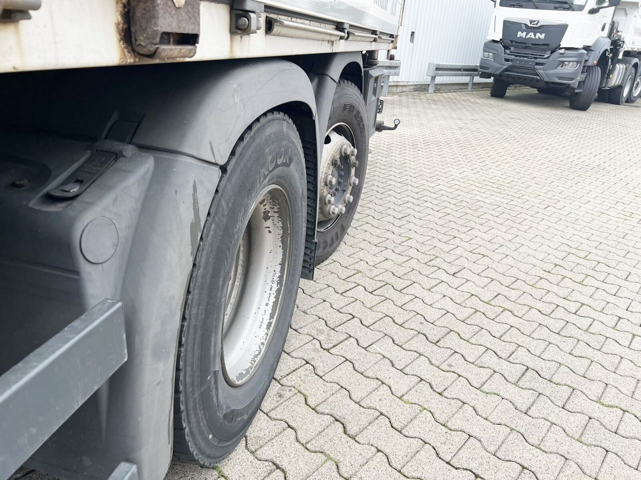 MAN TGM 26.340 6X2-4 LL TGM 26.340 6X2-4 LL, Lenk-/Liftachse, Heckkran Palfinger PK 11001, faltbar - Crane truck, Dropside/ Flatbed truck: picture 5 MAN TGM 26.340 6X2-4 LL TGM 26.340 6X2-4 LL, Lenk-/Liftachse, Heckkran Palfinger PK 11001, faltbar - Crane truck, Dropside/ Flatbed truck: picture 5