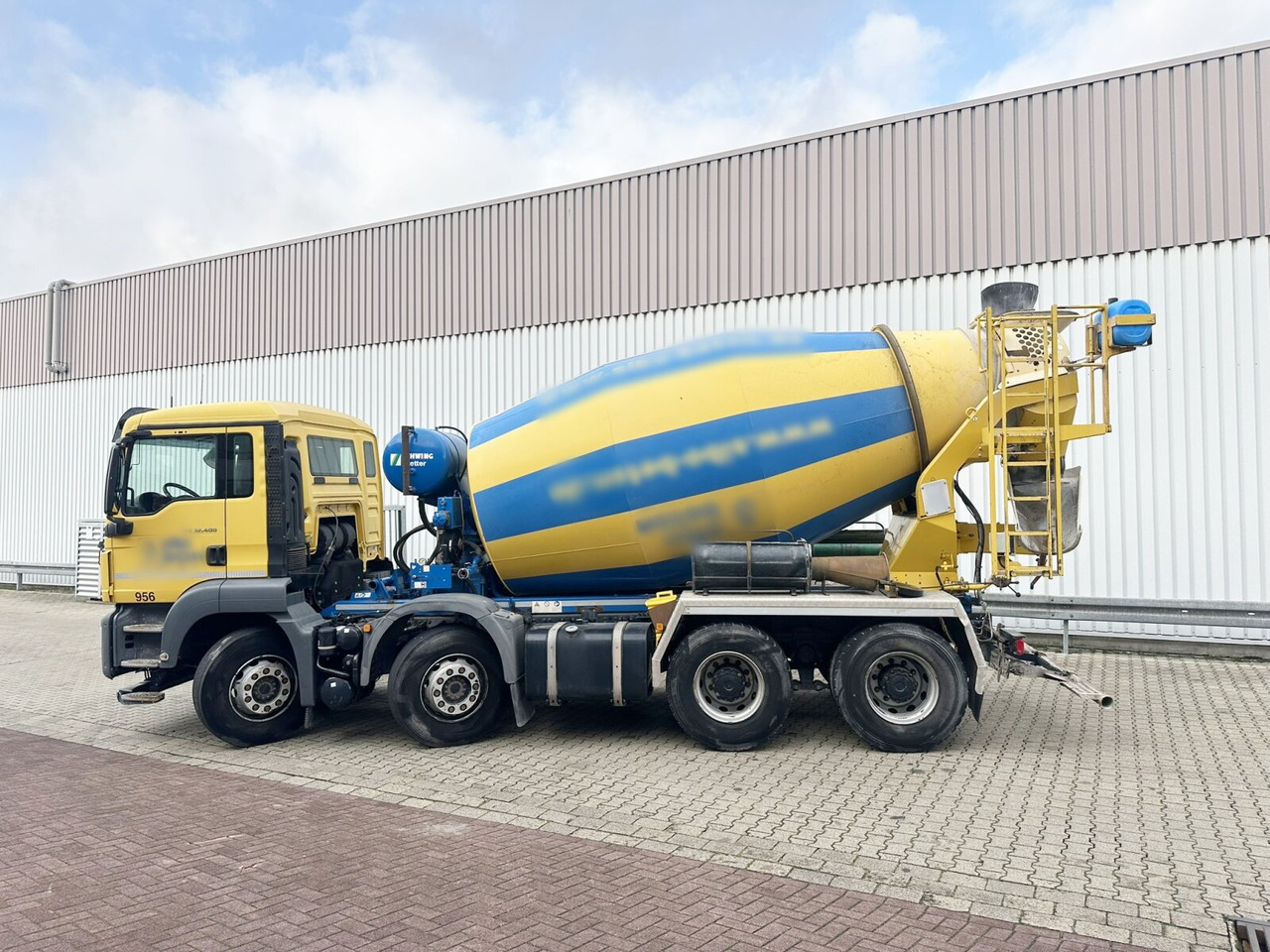 Concrete mixer truck MAN TGS 32.400 8X4 BB TGS 32.400 8x4 BB, Stetter ca. 9m³: picture 12
