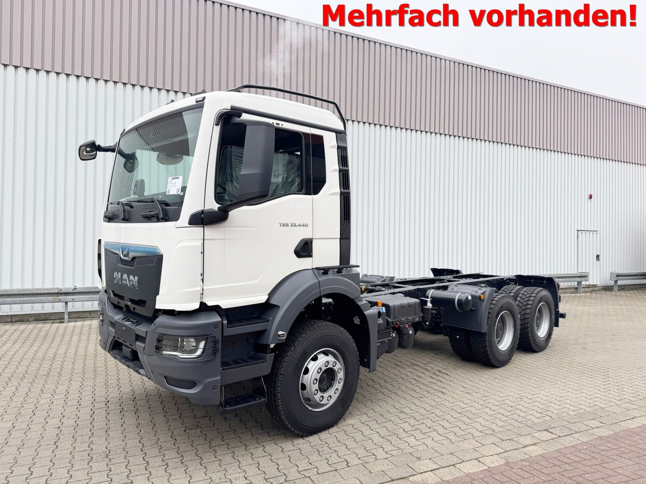MAN TGS 33.440 6x4 BB TGS 33.440 6x4 BB - Cab chassis truck: picture 1 MAN TGS 33.440 6x4 BB TGS 33.440 6x4 BB - Cab chassis truck: picture 1