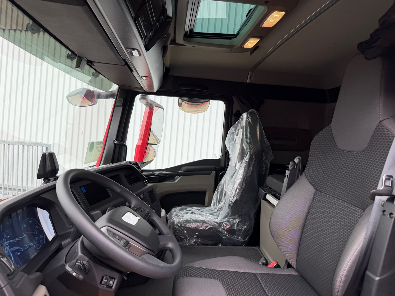 MAN TGS 41.480 8x4 BB CH TGS 41.480 8x4 BB CH, MEHRFACH VORHANDEN! - Cab chassis truck: picture 2 MAN TGS 41.480 8x4 BB CH TGS 41.480 8x4 BB CH, MEHRFACH VORHANDEN! - Cab chassis truck: picture 2