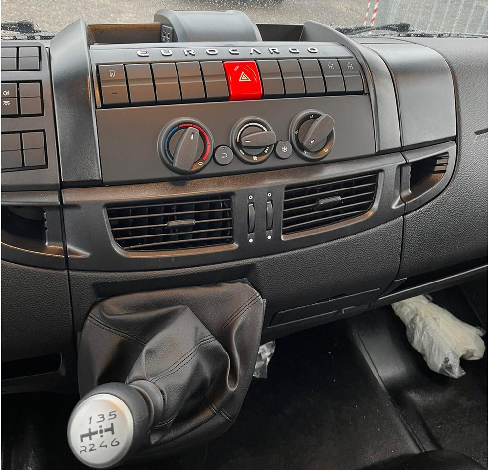 New Cab chassis truck ML150E25WS 4x4 ML150E25WS 4x4, Einzelbereifung, 4x VORNANDEN!: picture 7
