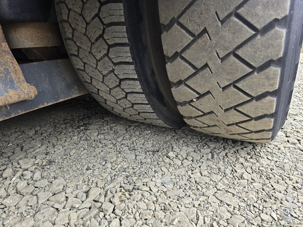 Mercedes-Benz Actros 2032 LA 4x4 Actros 2032 LA 4x4/ Rdstand 3.600 mm - Cab chassis truck: picture 4 Mercedes-Benz Actros 2032 LA 4x4 Actros 2032 LA 4x4/ Rdstand 3.600 mm - Cab chassis truck: picture 4