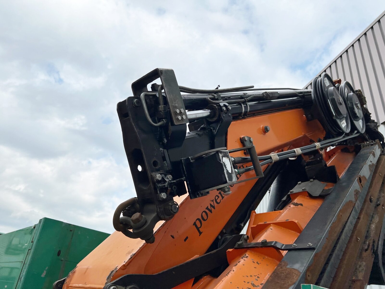 Mercedes-Benz Actros 2544 L 6x2 Actros 2544 L 6x2, Retarder, Lenkachse, Heckkran HMF 3000-K5 + Jip, Funk - Crane truck, Dropside/ Flatbed truck: picture 3 Mercedes-Benz Actros 2544 L 6x2 Actros 2544 L 6x2, Retarder, Lenkachse, Heckkran HMF 3000-K5 + Jip, Funk - Crane truck, Dropside/ Flatbed truck: picture 3