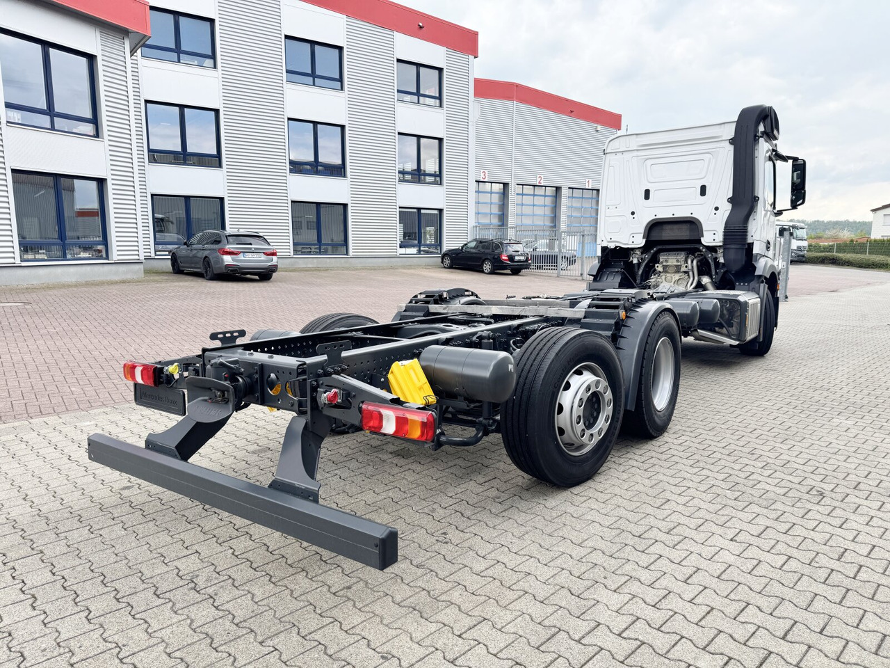 New Cab chassis truck Mercedes-Benz Actros 2548 L 6x2 Actros 2548 L 6x2, Retarder, Lenk-/Liftachse: picture 10
