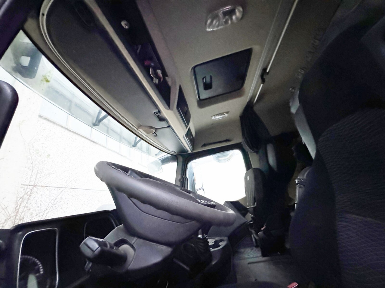 Mercedes-Benz Actros 2548 L 6x2, ERSATZTEILSPENDER! Actros 2548 L 6x2/46, Retarder, Lenk-/Liftachse, ERSATZTEILSPENDER! - Hook lift truck: picture 3 Mercedes-Benz Actros 2548 L 6x2, ERSATZTEILSPENDER! Actros 2548 L 6x2/46, Retarder, Lenk-/Liftachse, ERSATZTEILSPENDER! - Hook lift truck: picture 3