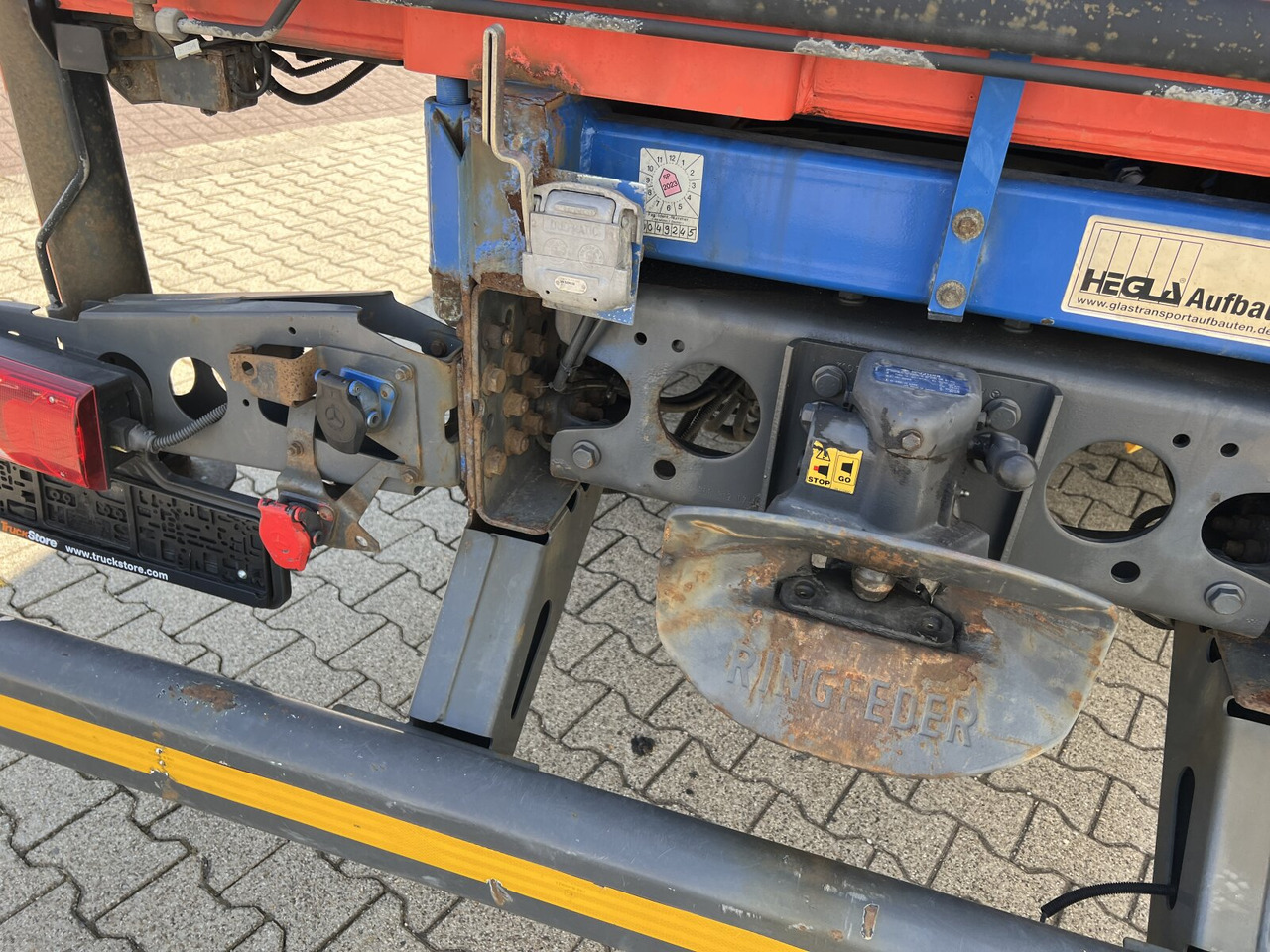 Mercedes-Benz Antos 1836 L 4x2 Antos 1836 L 4x2, Glastransporter, Heckkran Palfinger Pk 12002-EH, Funk - Crane truck: picture 4 Mercedes-Benz Antos 1836 L 4x2 Antos 1836 L 4x2, Glastransporter, Heckkran Palfinger Pk 12002-EH, Funk - Crane truck: picture 4