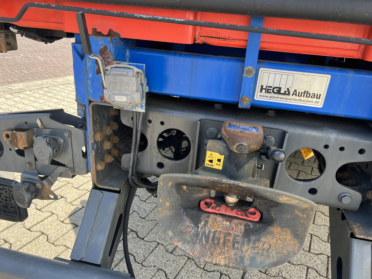 Leasing of Mercedes-Benz Antos 1836 L 4x2 Antos 1836 L 4x2, Glastransporter, Heckkran Palfinger Pk 12002-EH, Funk Mercedes-Benz Antos 1836 L 4x2 Antos 1836 L 4x2, Glastransporter, Heckkran Palfinger Pk 12002-EH, Funk: picture 14