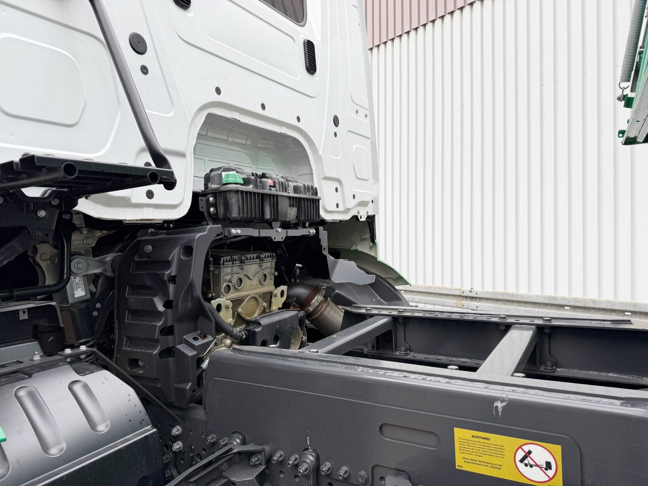 Mercedes-Benz Arocs 1840 K 4x2 Arocs 1840 K 4x2, MultimediaCockpit, Alu-Bordwände, Platz für Kranmontage - Tipper: picture 4 Mercedes-Benz Arocs 1840 K 4x2 Arocs 1840 K 4x2, MultimediaCockpit, Alu-Bordwände, Platz für Kranmontage - Tipper: picture 4