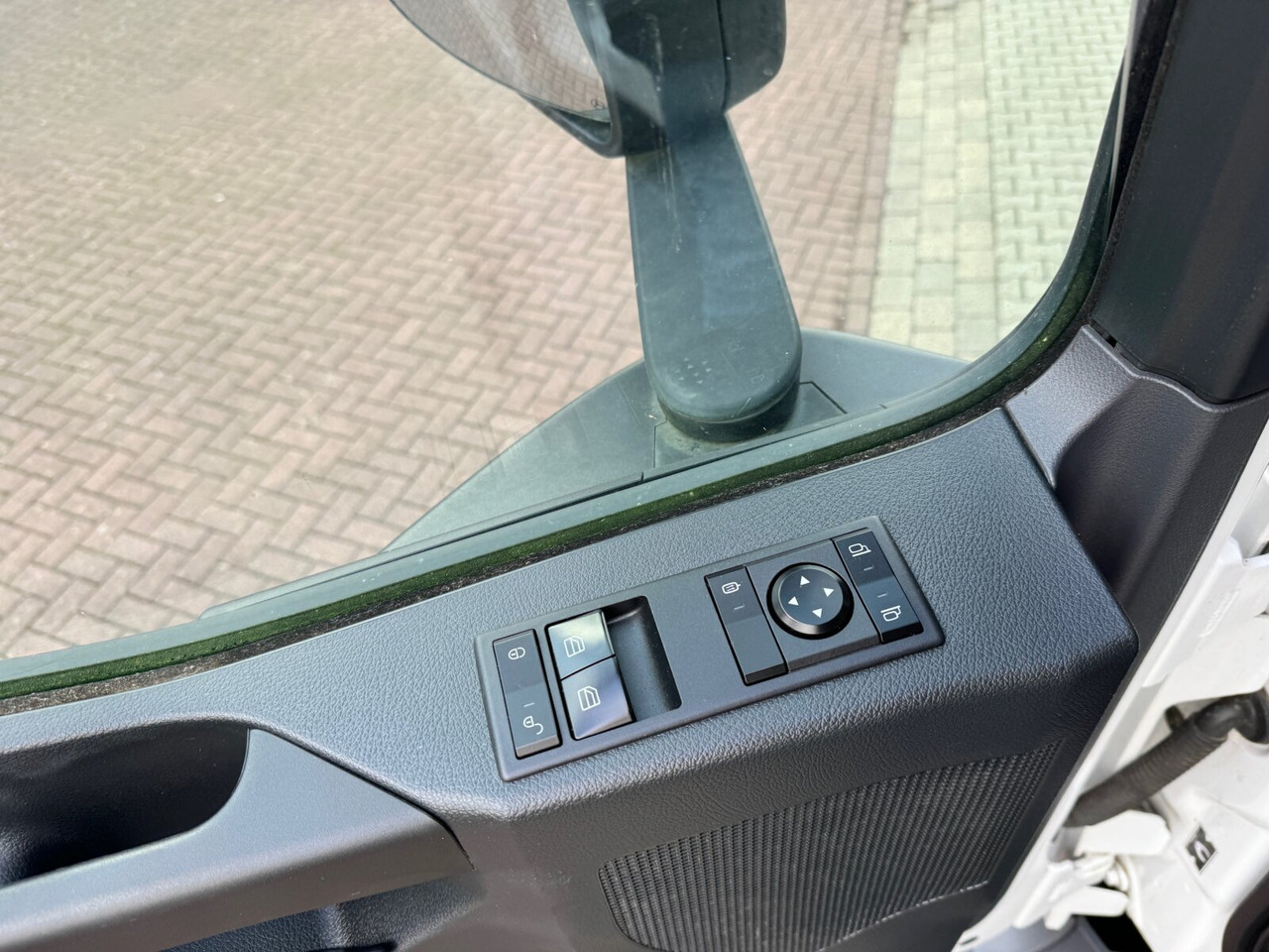 Mercedes-Benz Arocs 1840 L 4x2 Arocs 1840 L 4x2, MultimediaCockpit, Navi - Autotransporter truck: picture 5 Mercedes-Benz Arocs 1840 L 4x2 Arocs 1840 L 4x2, MultimediaCockpit, Navi - Autotransporter truck: picture 5