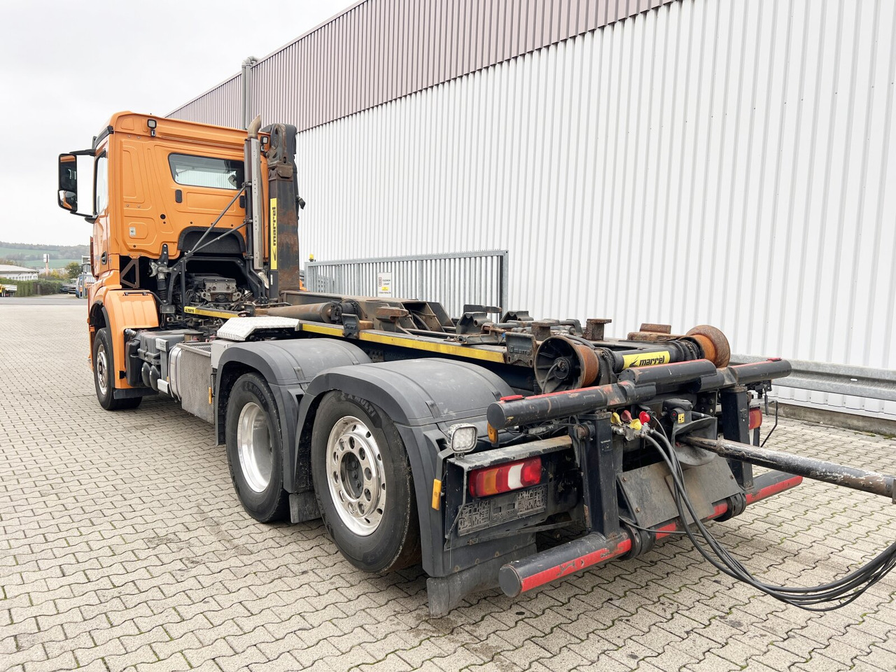 Hook lift truck Mercedes-Benz Arocs 2552 L 6x2 Arocs 2552 L 6x2, Lenk-/Liftachse 3x Vorhanden!: picture 11