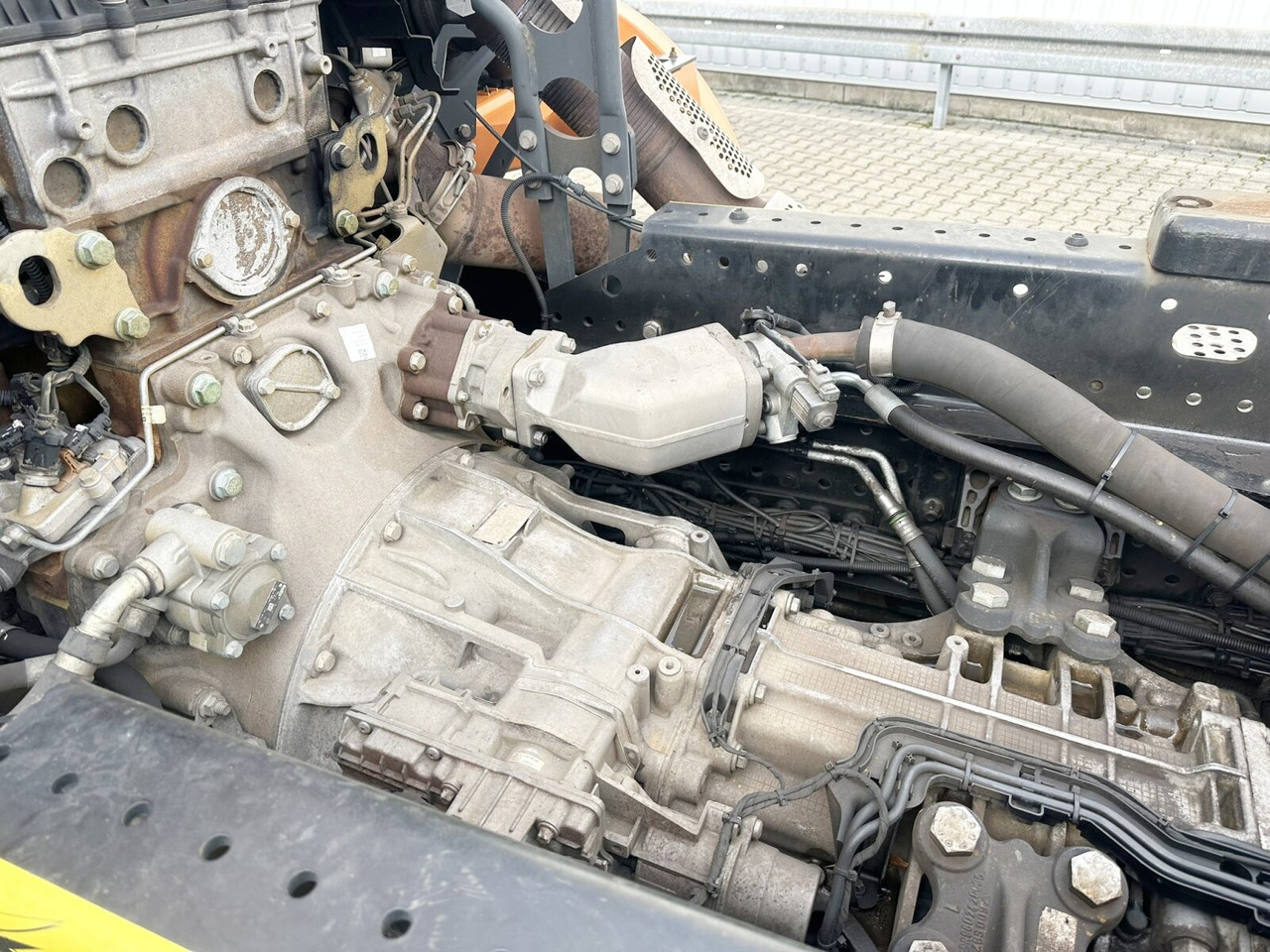 Mercedes-Benz Arocs 2552 L 6x2 Arocs 2552 L 6x2, Lenk-/Liftachse - Hook lift truck: picture 4 Mercedes-Benz Arocs 2552 L 6x2 Arocs 2552 L 6x2, Lenk-/Liftachse - Hook lift truck: picture 4