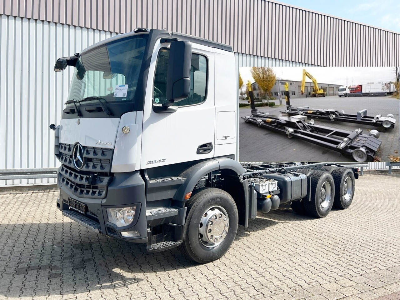 Mercedes-Benz Arocs 2642/45 K 6x4 Arocs 2642/45 K 6x4/33 , Retarder, Motorabtrieb - Hook lift truck: picture 1 Mercedes-Benz Arocs 2642/45 K 6x4 Arocs 2642/45 K 6x4/33 , Retarder, Motorabtrieb - Hook lift truck: picture 1
