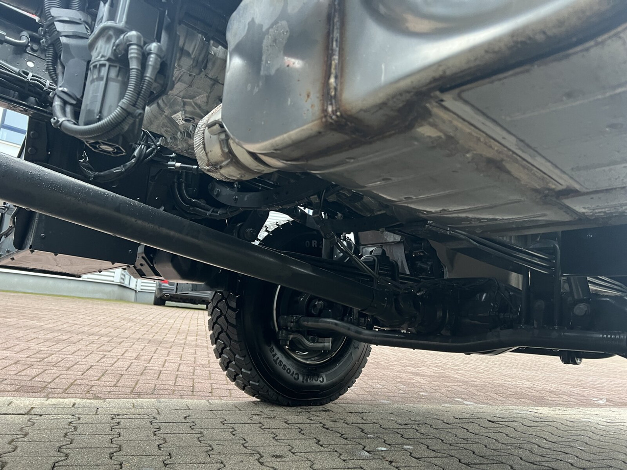 Mercedes-Benz Arocs 3340/46 A 6x6 Arocs 3340/46 A 6x6/39, Grounder - Hook lift truck: picture 5 Mercedes-Benz Arocs 3340/46 A 6x6 Arocs 3340/46 A 6x6/39, Grounder - Hook lift truck: picture 5