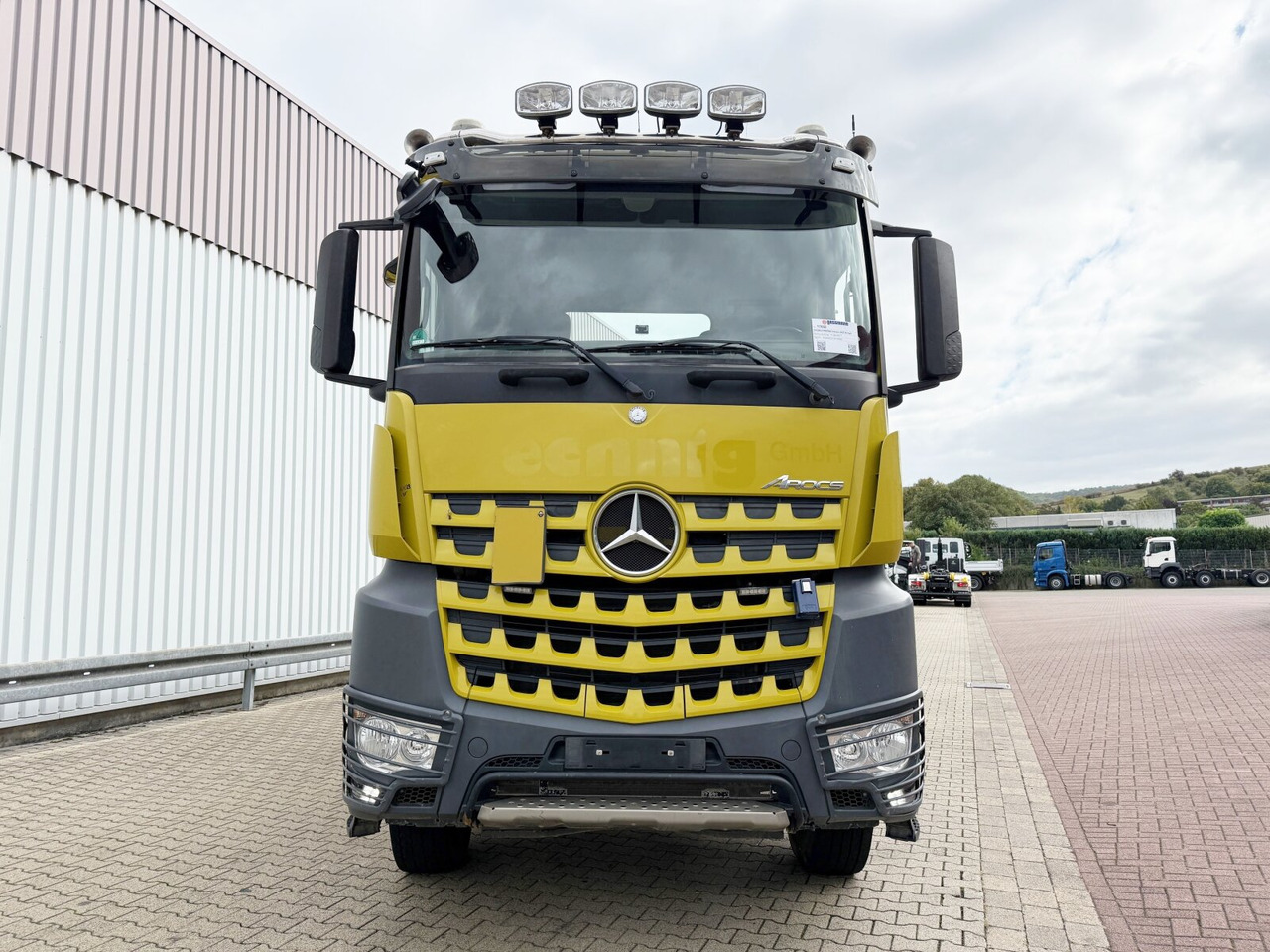 Mercedes-Benz Arocs 3363 K 6x4 Arocs 3363 K 6x4, Grounder, Turbo-Retarder-Kupplung - Hook lift truck: picture 4 Mercedes-Benz Arocs 3363 K 6x4 Arocs 3363 K 6x4, Grounder, Turbo-Retarder-Kupplung - Hook lift truck: picture 4
