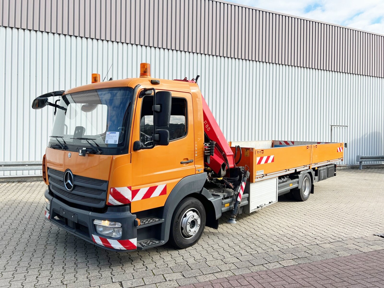 Mercedes-Benz Atego 1023 L 4x2 Atego 1023 L 4x2 mit Kran Fassi F85B.0.21 - Crane truck, Dropside/ Flatbed truck: picture 1 Mercedes-Benz Atego 1023 L 4x2 Atego 1023 L 4x2 mit Kran Fassi F85B.0.21 - Crane truck, Dropside/ Flatbed truck: picture 1