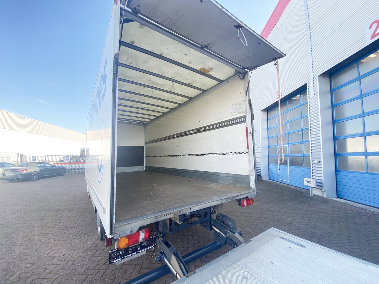Mercedes-Benz Atego 816 4x2 Atego 816 4x2 mit Sörensen LBW - Box truck: picture 3 Mercedes-Benz Atego 816 4x2 Atego 816 4x2 mit Sörensen LBW - Box truck: picture 3