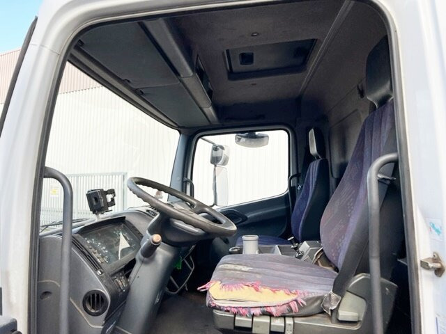 Mercedes-Benz Atego 818 4x2 Atego 818 4x2 - Dropside/ Flatbed truck: picture 2 Mercedes-Benz Atego 818 4x2 Atego 818 4x2 - Dropside/ Flatbed truck: picture 2