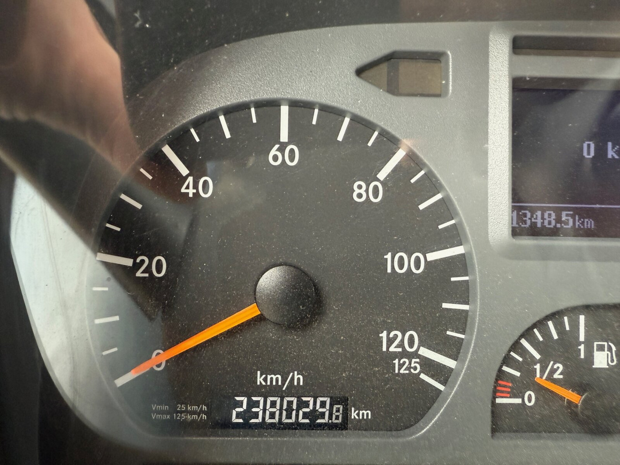 Mercedes-Benz Axor 1824 AK 4x4 Axor 1824 AK 4x4, Tele-Absetzer, Winterdienstausstattung - Skip loader truck: picture 5 Mercedes-Benz Axor 1824 AK 4x4 Axor 1824 AK 4x4, Tele-Absetzer, Winterdienstausstattung - Skip loader truck: picture 5