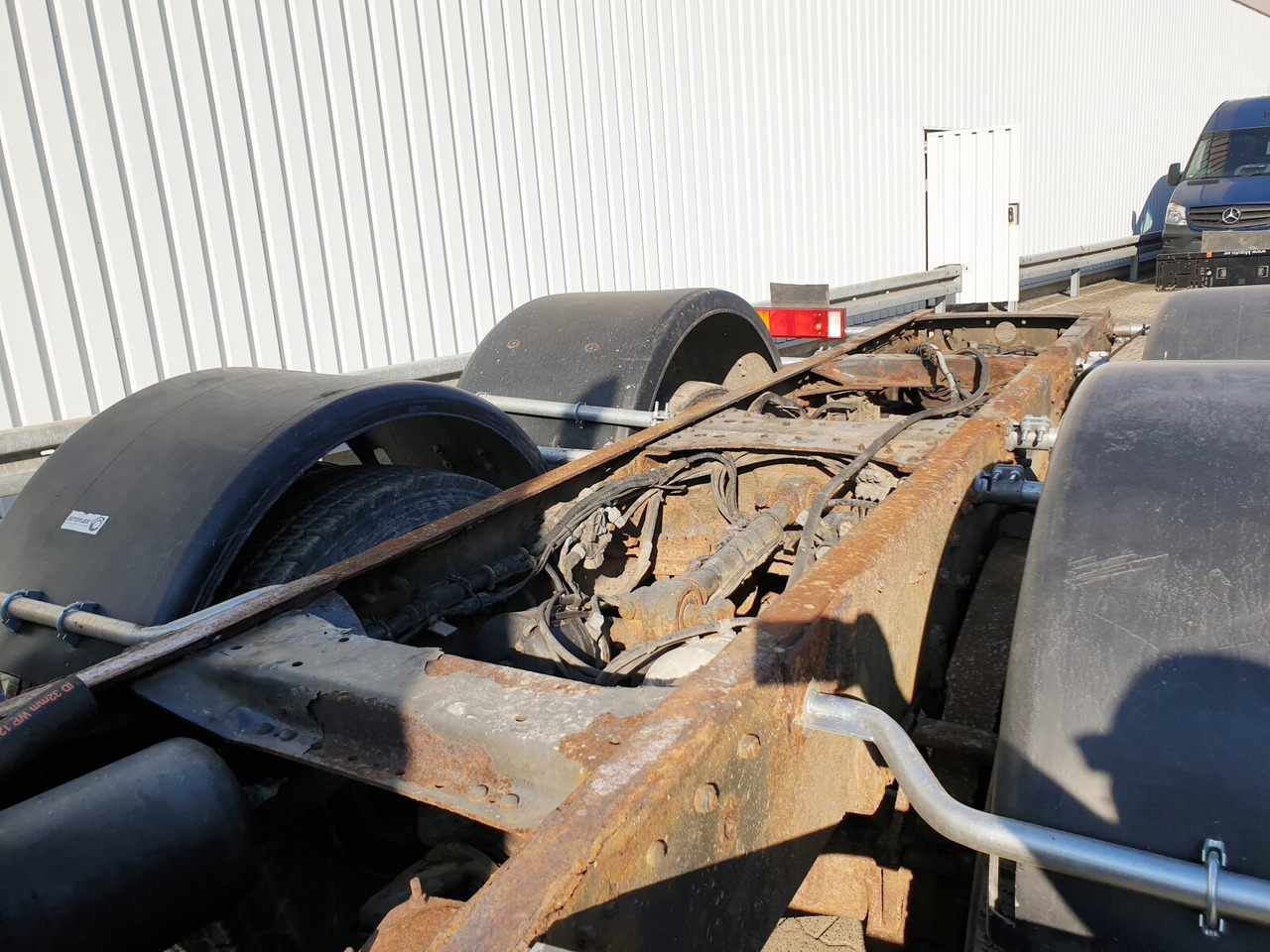 Cab chassis truck Mercedes-Benz SK II 25/2638 K 6x4 SK II 25/2638 K 6x4, V8, Retarder, 2x Nebenantrieb: picture 7