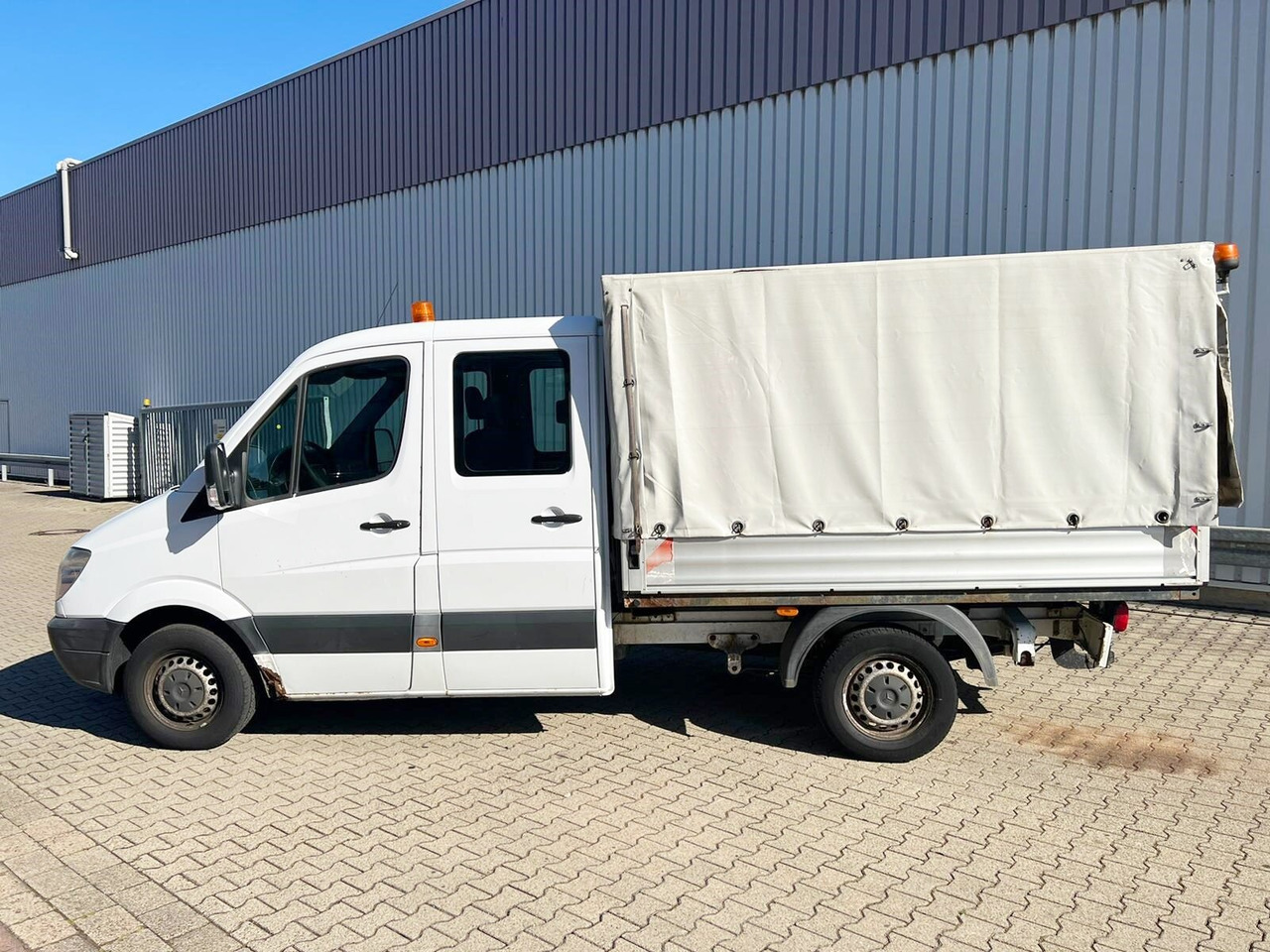 Mercedes-Benz Sprinter 209 CDI 4x2 Doka Sprinter 209 CDI 4x2 Doka - Curtain side van, Combi van: picture 1 Mercedes-Benz Sprinter 209 CDI 4x2 Doka Sprinter 209 CDI 4x2 Doka - Curtain side van, Combi van: picture 1