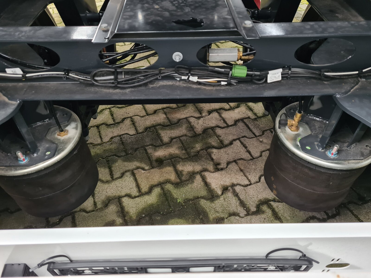 PS2H M3 PS2H M3 Schlitten-Abrollanhänger - Roll-off/ Skip trailer: picture 2 PS2H M3 PS2H M3 Schlitten-Abrollanhänger - Roll-off/ Skip trailer: picture 2