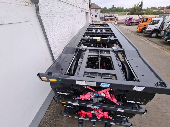 New Roll-off/ Skip trailer PS2P70B PS2P70B Abrollanhänger bis 7,25 m Behälter: picture 6