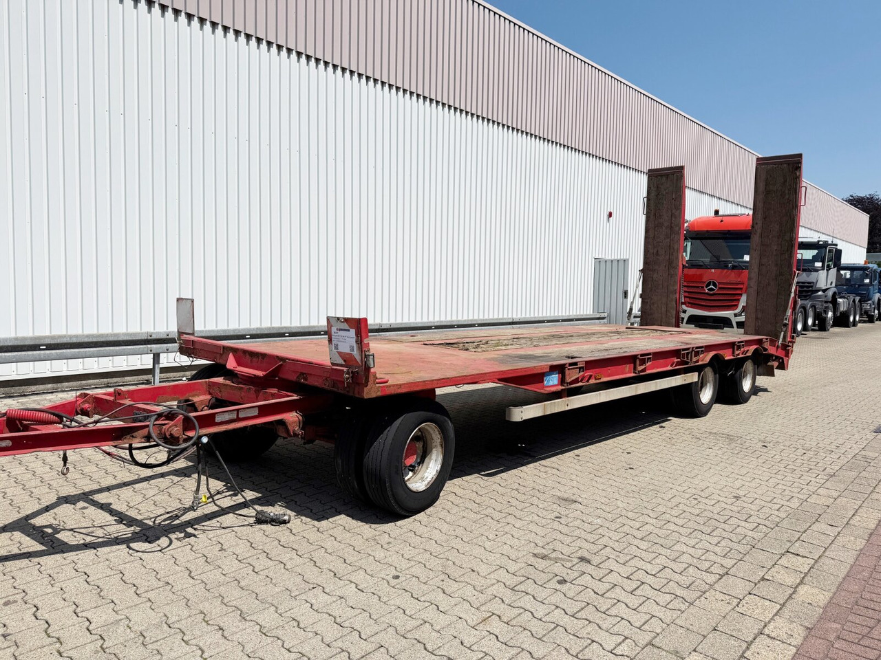 PT 30,0 Kompakt PT 30,0 Kompakt, verbr. auf 3m - Low loader trailer: picture 1 PT 30,0 Kompakt PT 30,0 Kompakt, verbr. auf 3m - Low loader trailer: picture 1