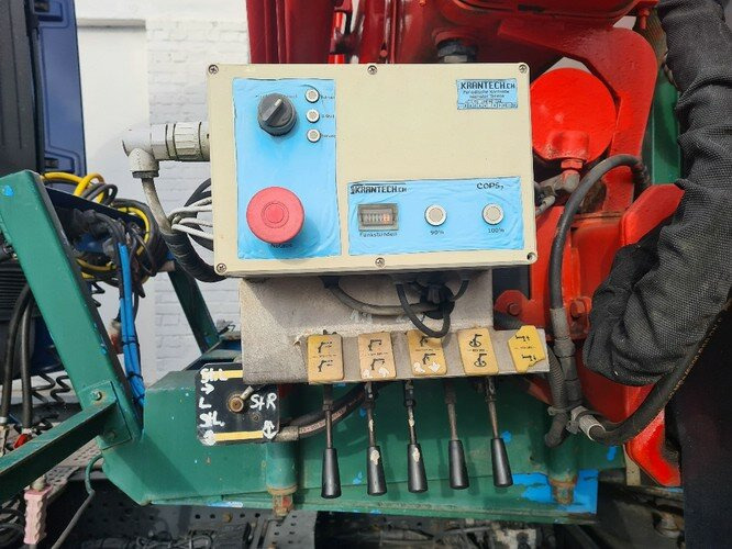 SCHELLING 504 H 22 SCHELLING 504 H 22 mit Kran Ferrari 708, 7m/t - Dropside/ Flatbed semi-trailer: picture 5 SCHELLING 504 H 22 SCHELLING 504 H 22 mit Kran Ferrari 708, 7m/t - Dropside/ Flatbed semi-trailer: picture 5