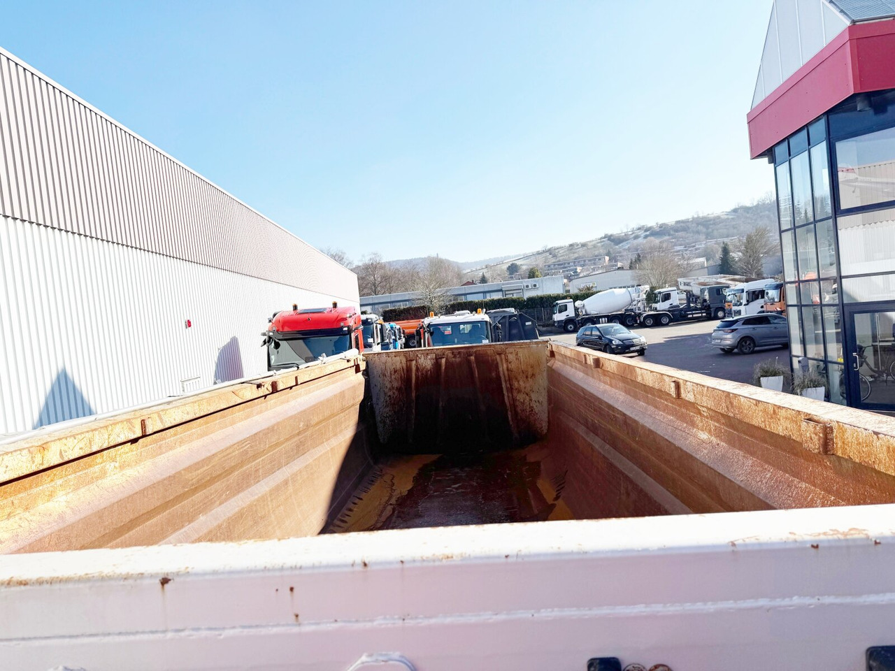 Semi-trailer NW-3 NW-3, Liftachse, Stahlmulde ca. 26m³: picture 7 Semi-trailer NW-3 NW-3, Liftachse, Stahlmulde ca. 26m³: picture 7