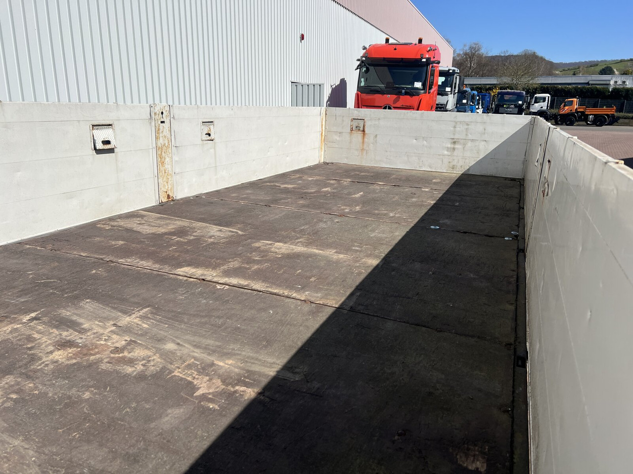 TP9500 TP9500 - Dropside/ Flatbed trailer: picture 2 TP9500 TP9500 - Dropside/ Flatbed trailer: picture 2