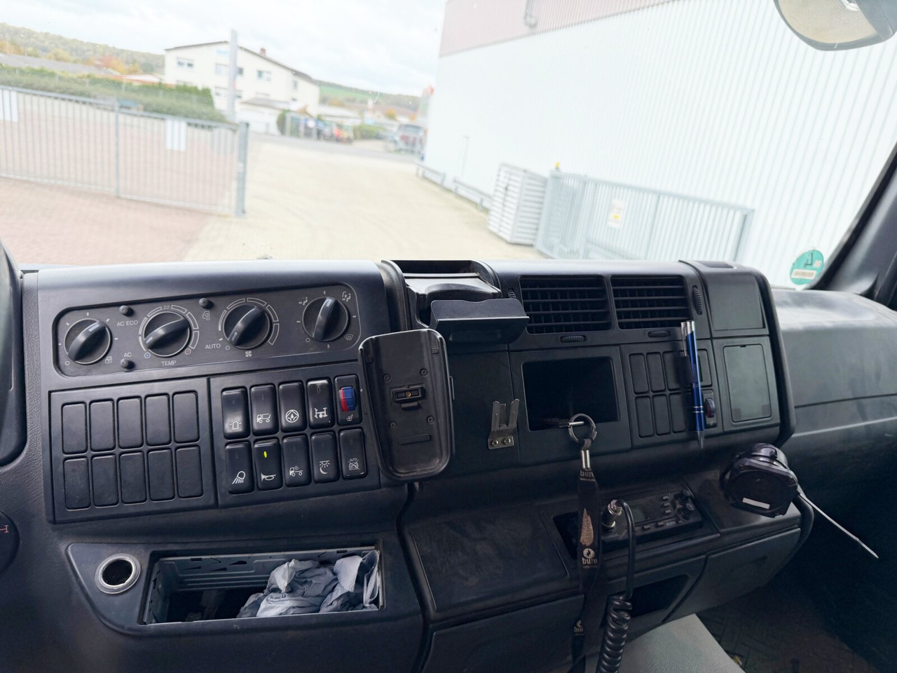 MAN TGA 18.440 4x4 BL TGA 18.440 4x4 BL, Hydraulik - Tractor unit: picture 4 MAN TGA 18.440 4x4 BL TGA 18.440 4x4 BL, Hydraulik - Tractor unit: picture 4