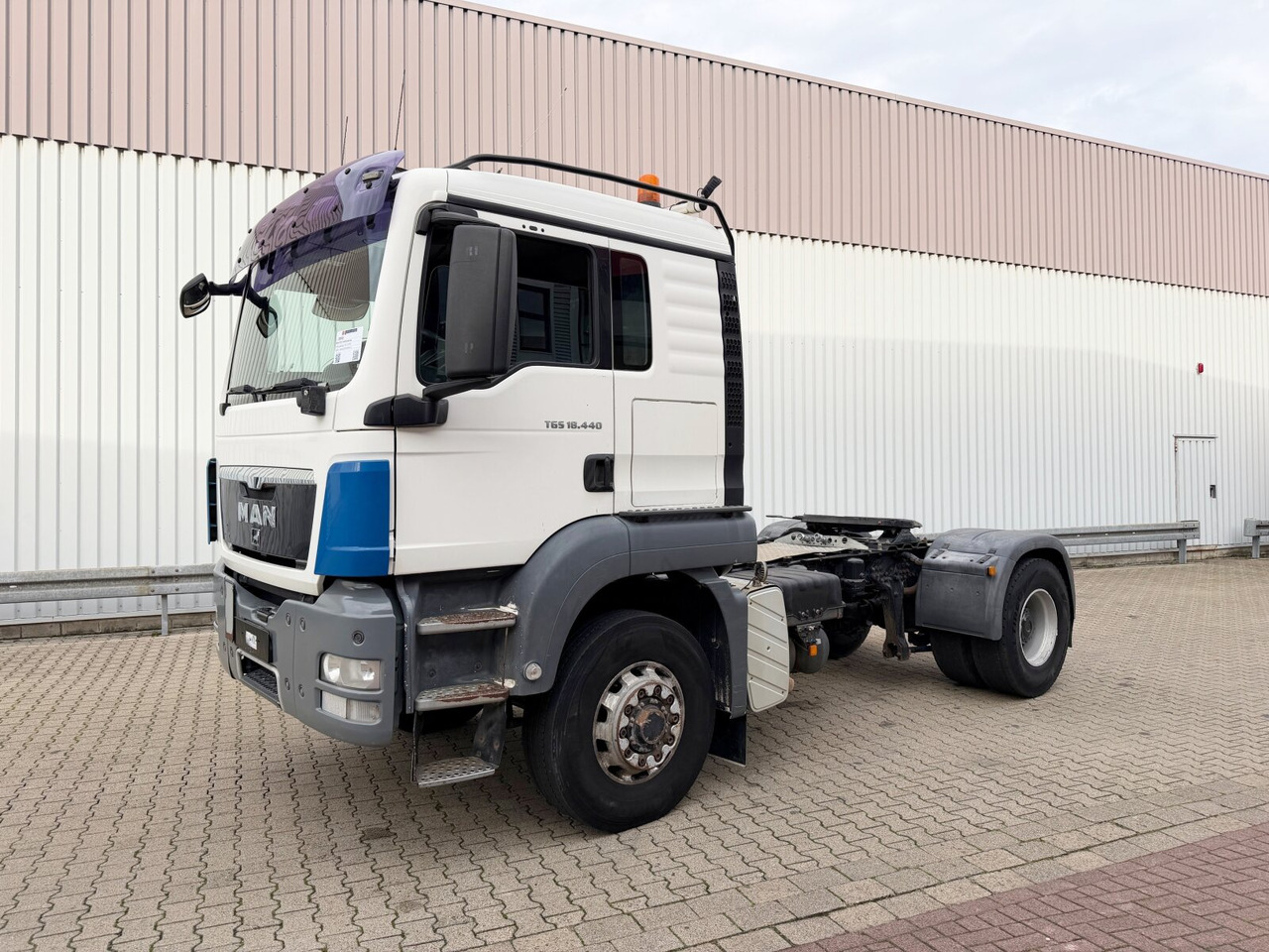 MAN TGS 18.440 4x4H BL TGS 18.440 4x4H BL, HydroDrive, Hydraulik - Tractor unit: picture 1 MAN TGS 18.440 4x4H BL TGS 18.440 4x4H BL, HydroDrive, Hydraulik - Tractor unit: picture 1