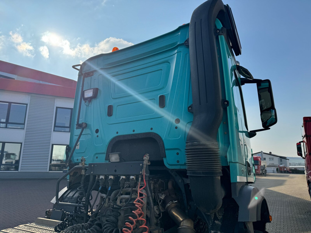 Mercedes-Benz Arocs 1842 LS 4x4 HAD Arocs 1842 LS 4x4 HAD, HydroDrive, Kipphydraulik - Tractor unit: picture 4 Mercedes-Benz Arocs 1842 LS 4x4 HAD Arocs 1842 LS 4x4 HAD, HydroDrive, Kipphydraulik - Tractor unit: picture 4