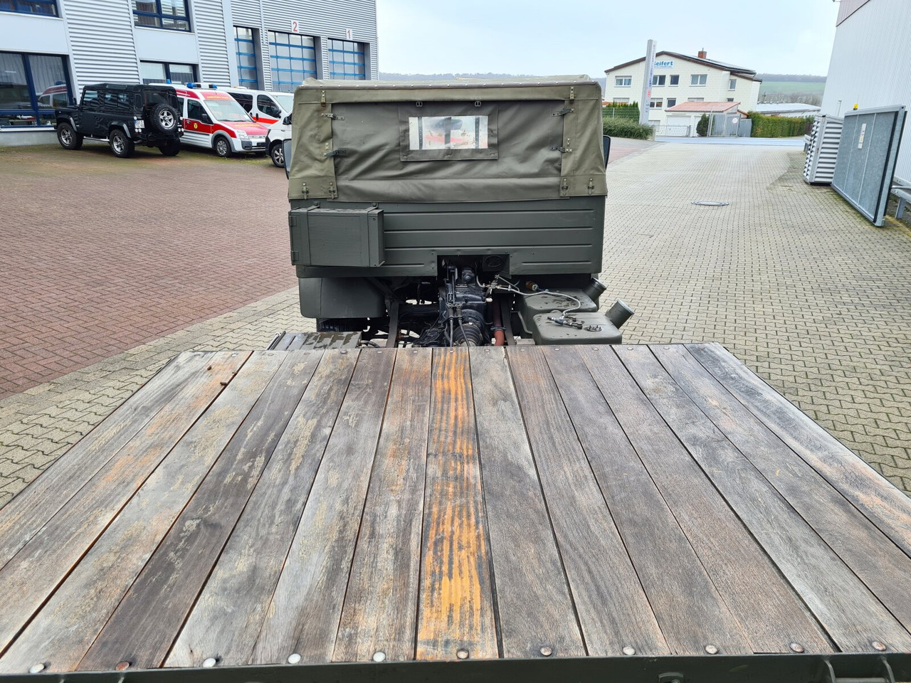 Dropside/ Flatbed truck Unimog 404 4x4 S Cabrio 404 4x4 S Cabrio, Benziner: picture 6