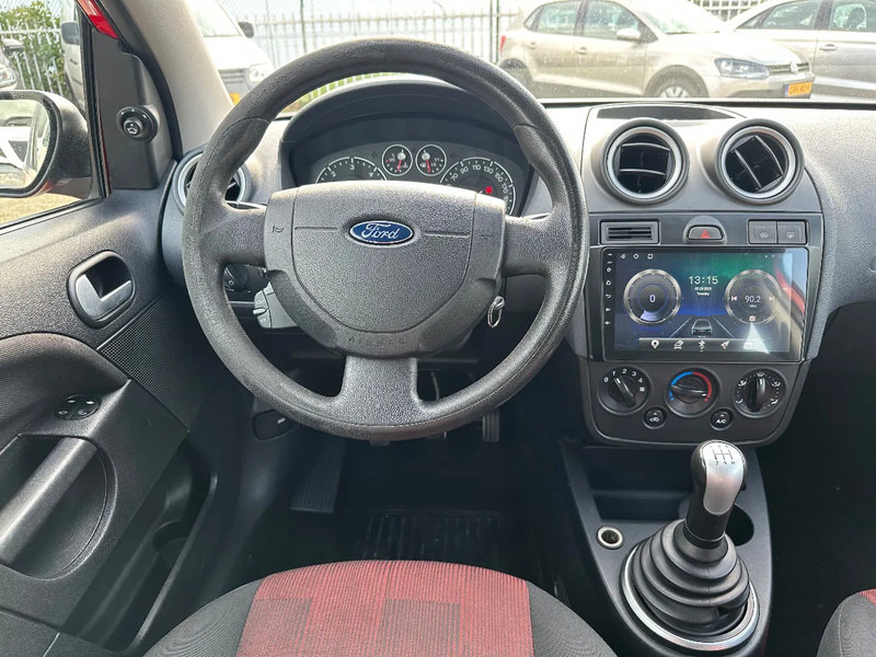 Hatchback Ford Fiesta TDCi 1.4 + AIRCO + CARPLAY + REAR CAMERA + 194.511 KM: picture 8