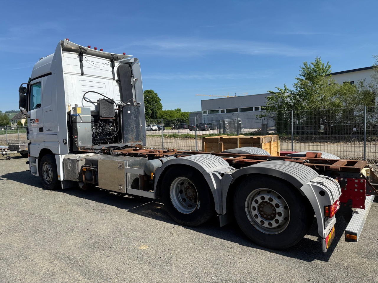 MERCEDES-BENZ Actros 2548L - Cab chassis truck: picture 3 MERCEDES-BENZ Actros 2548L - Cab chassis truck: picture 3