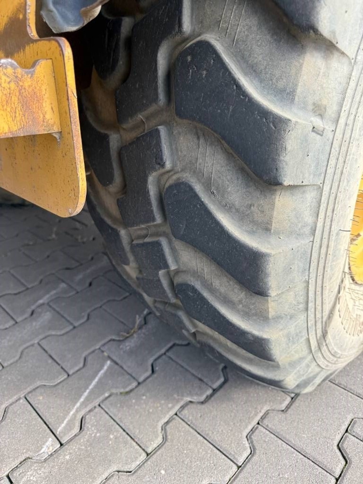 Wheel loader CAT 908 H: picture 15 Wheel loader CAT 908 H: picture 15
