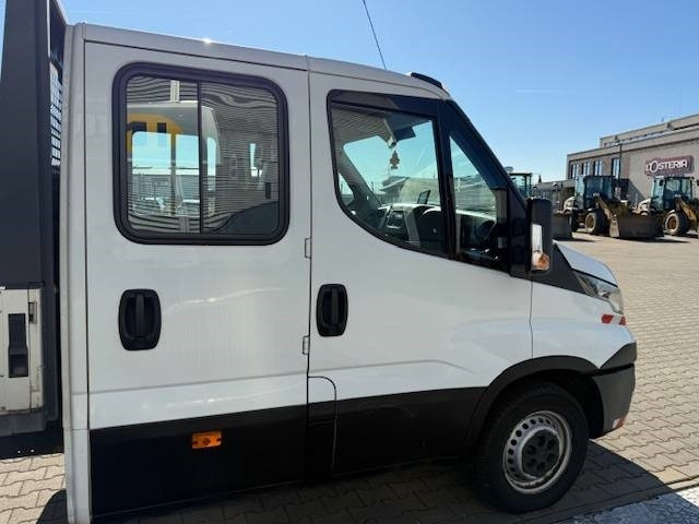 Iveco Daily 35 S12 - Panel van: picture 4 Iveco Daily 35 S12 - Panel van: picture 4