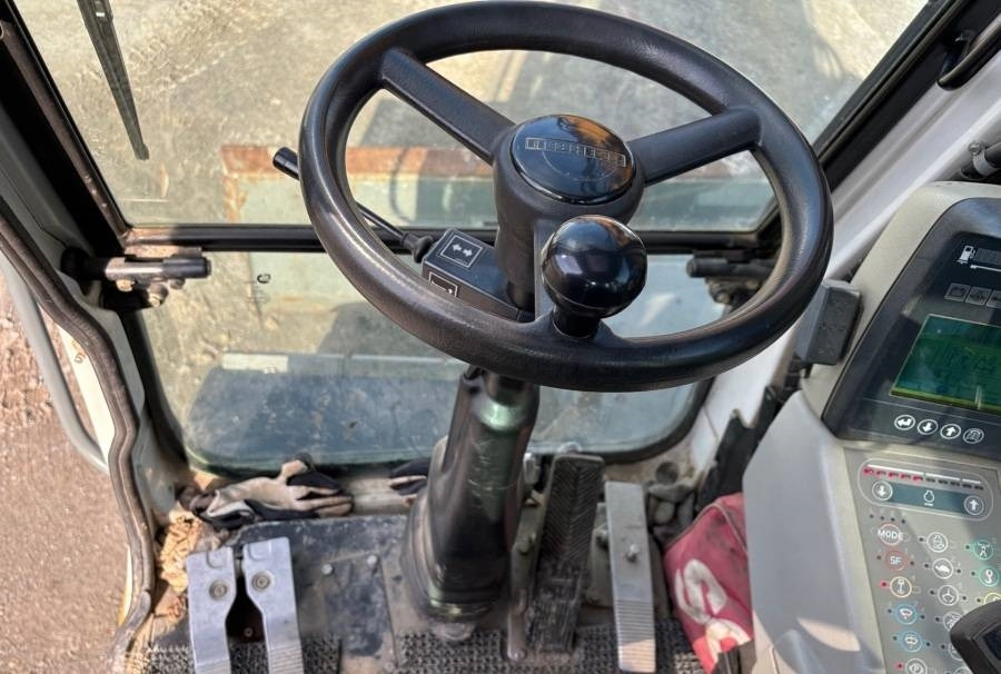 Wheel excavator Liebherr A 914 Litronic A2-PL Tiltrotator 30Km/h: picture 19 Wheel excavator Liebherr A 914 Litronic A2-PL Tiltrotator 30Km/h: picture 19