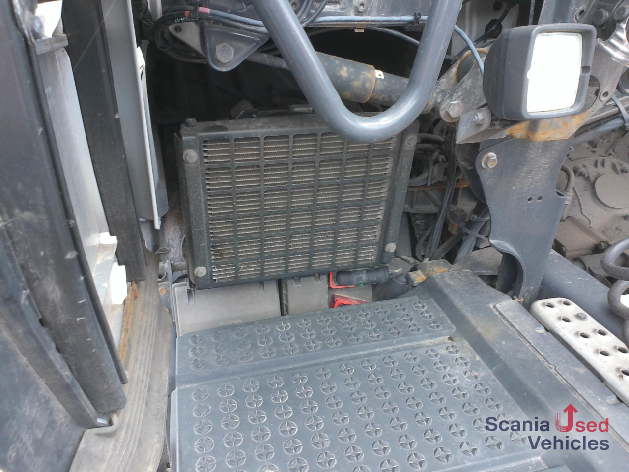 SCANIA R 450 A4x2EB Standklima Solaranlage!!! - Tractor unit: picture 2 SCANIA R 450 A4x2EB Standklima Solaranlage!!! - Tractor unit: picture 2