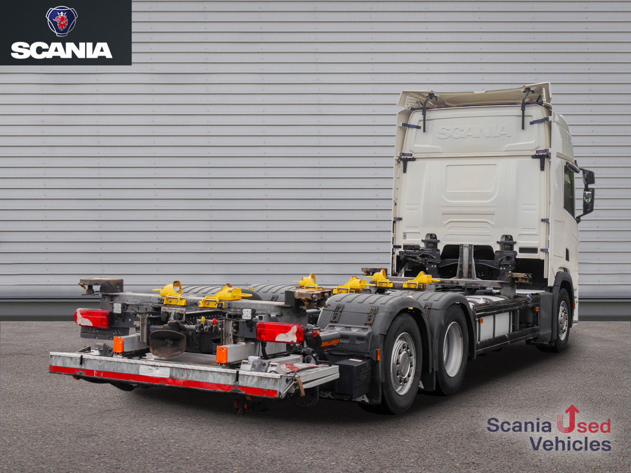 Container transporter/ Swap body truck SCANIA R 450 B6x2NB - Schaltgetriebe / LBW -: picture 8