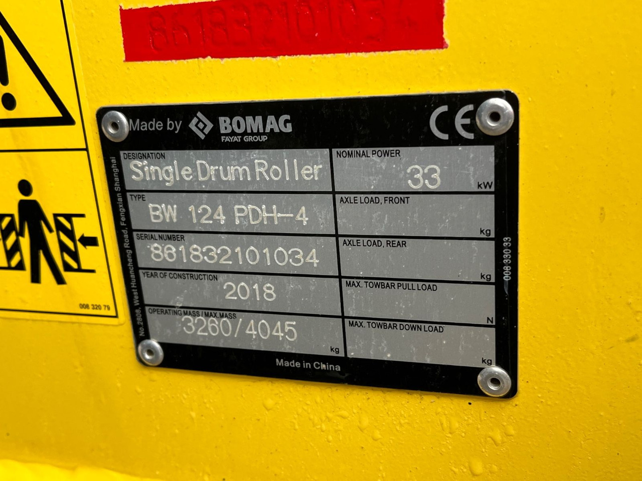 BOMAG Walzenzug BW 124 PDH-4 Planierschild 100 Bstd. - Compactor: picture 5 BOMAG Walzenzug BW 124 PDH-4 Planierschild 100 Bstd. - Compactor: picture 5